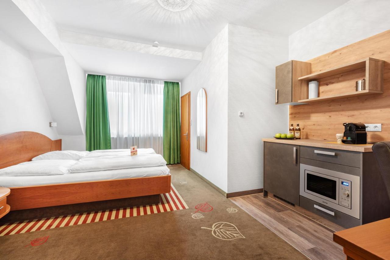 Schieners Hotel & Apfelhof Apartments Wemding Εξωτερικό φωτογραφία